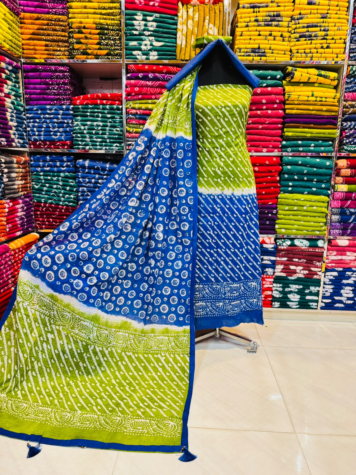 ৪ পিস বাটিক থ্রি-পিস কম্বো অফার - Image 2